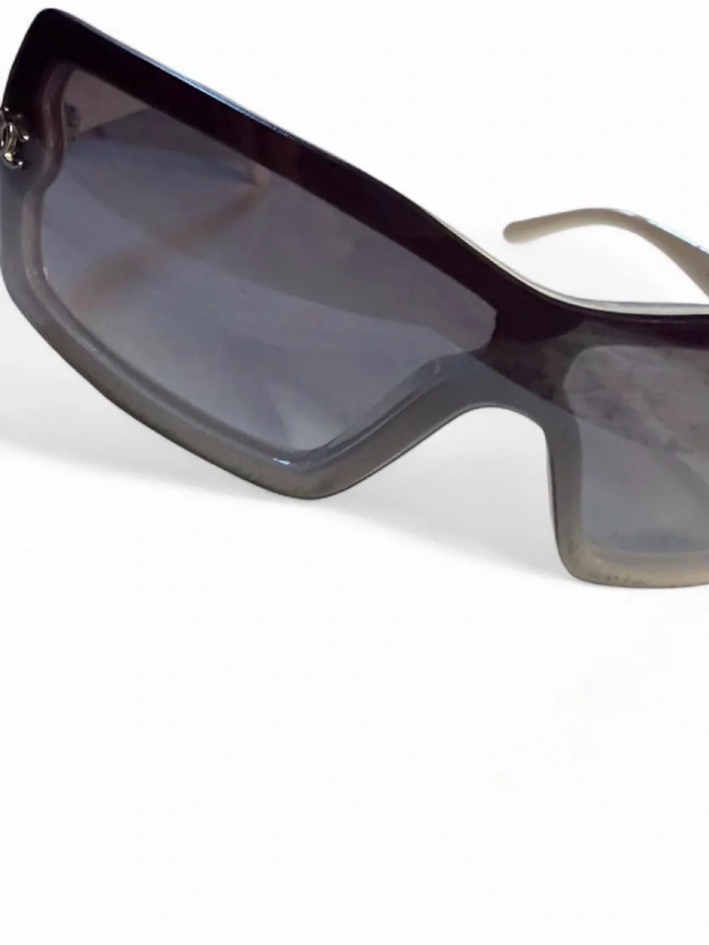 Chanel Vintage 90s-y2k sunglasses